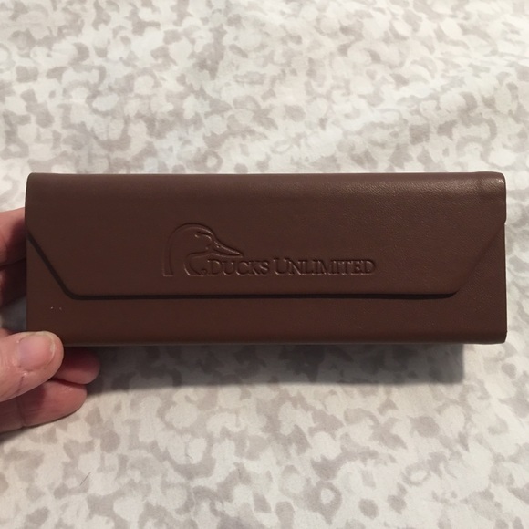 Ducks Unlimited glasses case - Picture 4 of 6